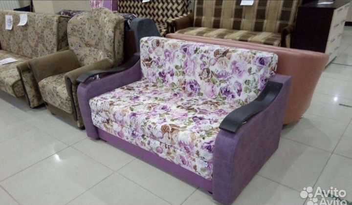 Диван чебурашка