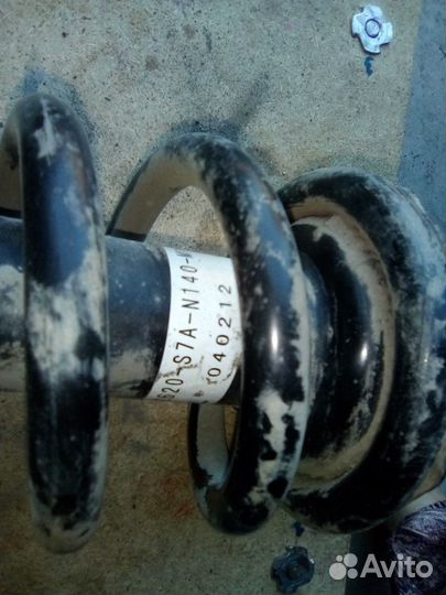 Продам задний амортизатор от Хонда Стрим