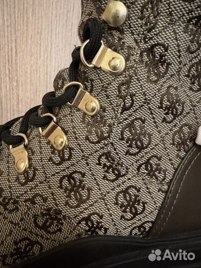 Ботинки guess