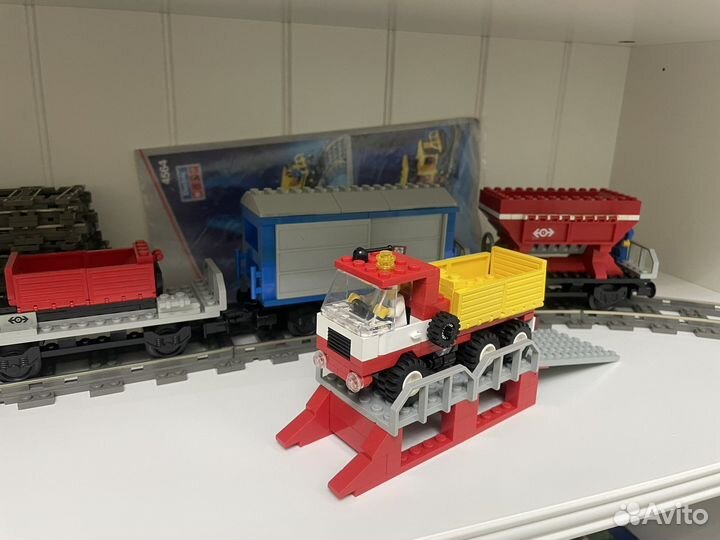 Поезд Lego 4564 Freight Rail Runner 9V 1995 года
