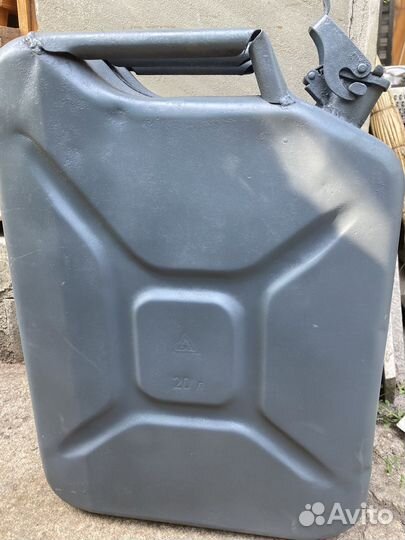 Канистры металлические