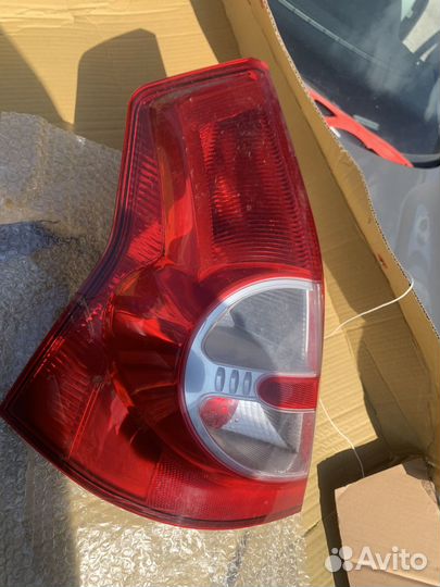 Renault sandero левый фонарь