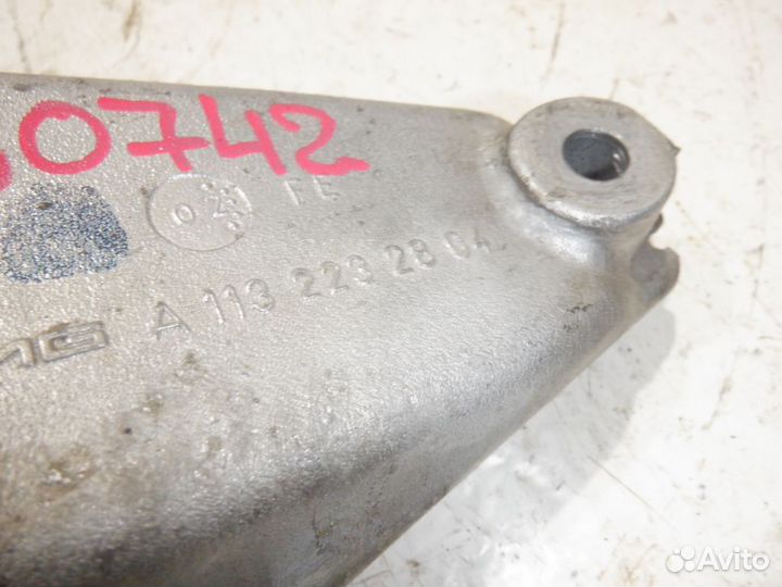 Кронштейн двигателя A1132232804