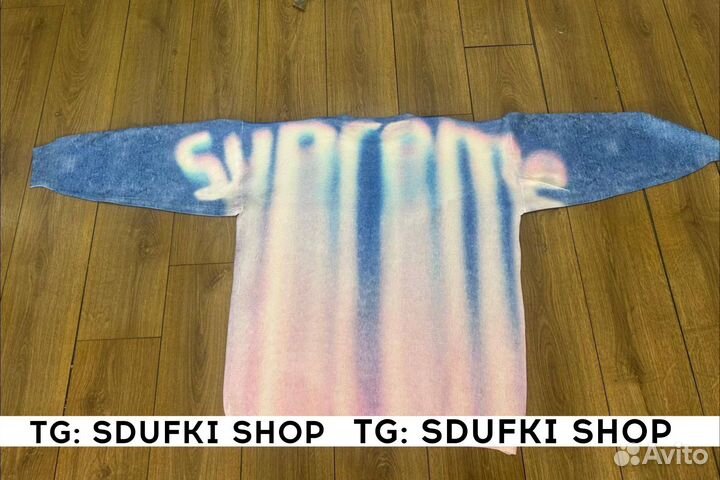 Свитер supreme