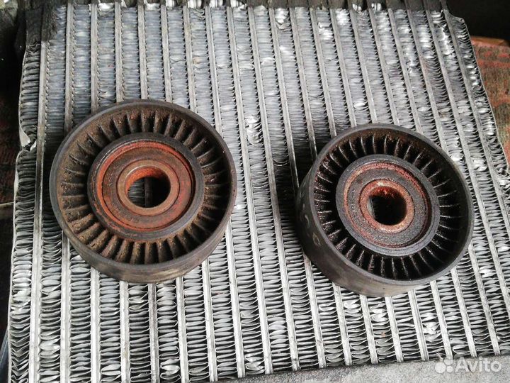 Ролик натяжной Чери Тигго t11