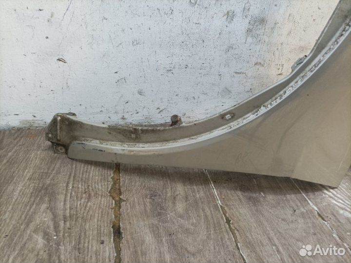 Крыло переднее левое Honda Civic хетчбэк 5дв