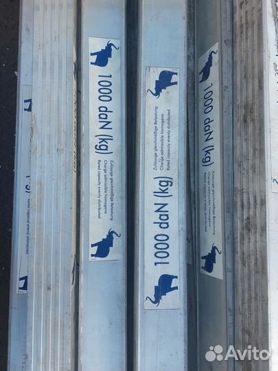 Штанга крепления груза