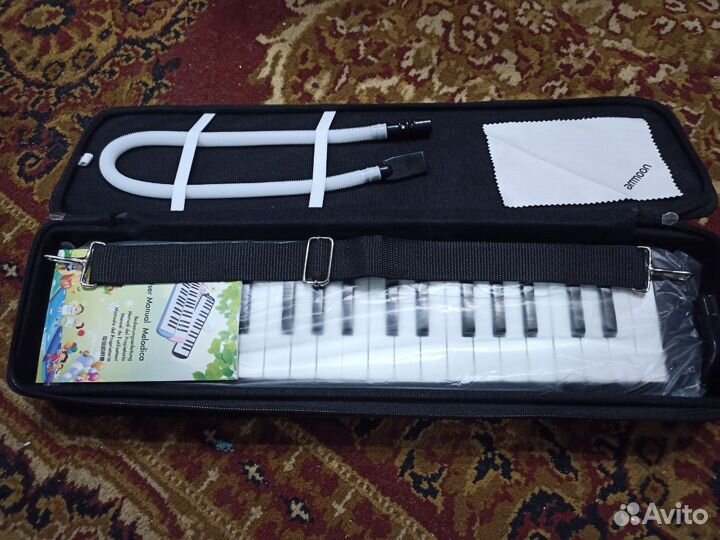 Мелодика духовая клавишная