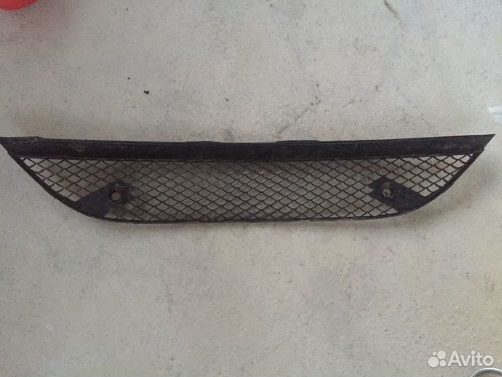 Решетка переднего бампера Mercedes w222