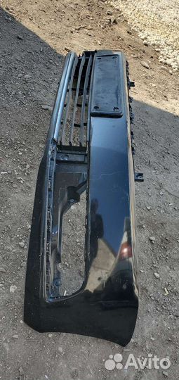 Бампер передний Volkswagen Passat B7