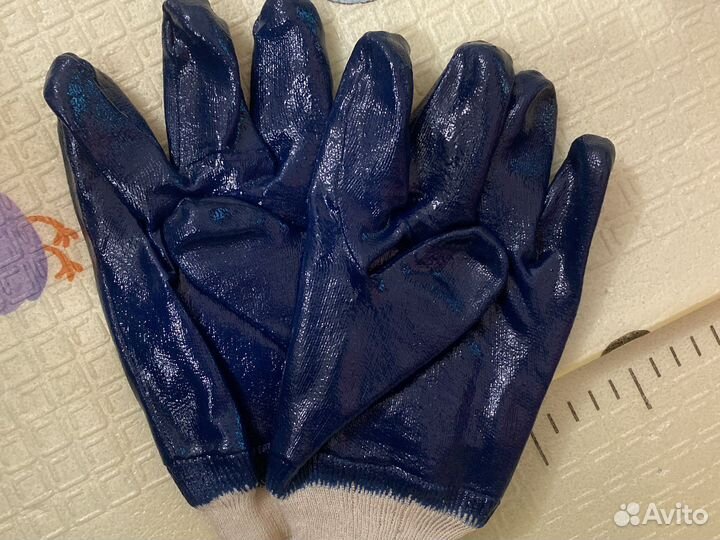 Перчатки нитриловые