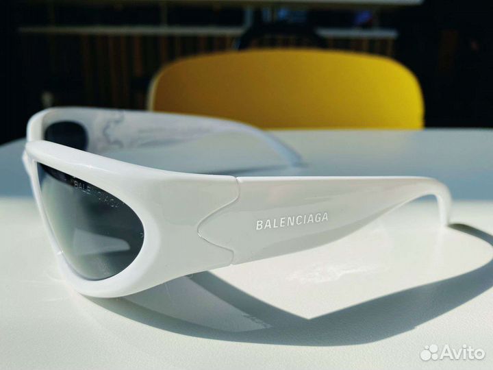 Солнцезащитные очки Balenciaga