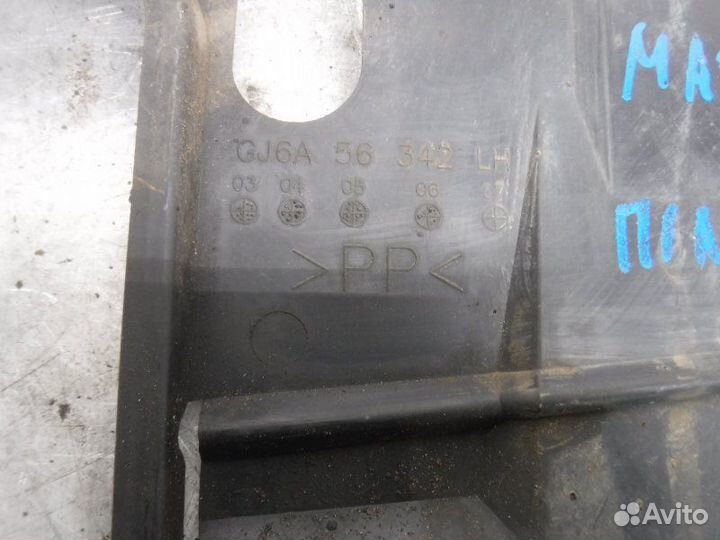 Пыльник двигателя передний левый Mazda 6 L8 2006