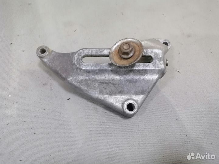 Кронштейн МКПП 3.0 Ford Taurus 2 1992-1996