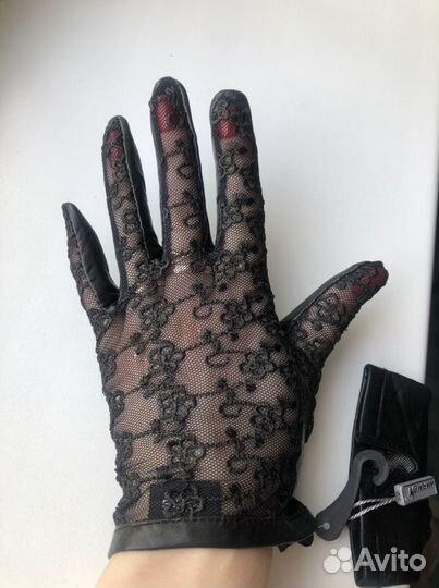 Кожаные перчатки