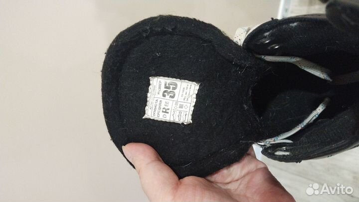 Коньки хоккейные