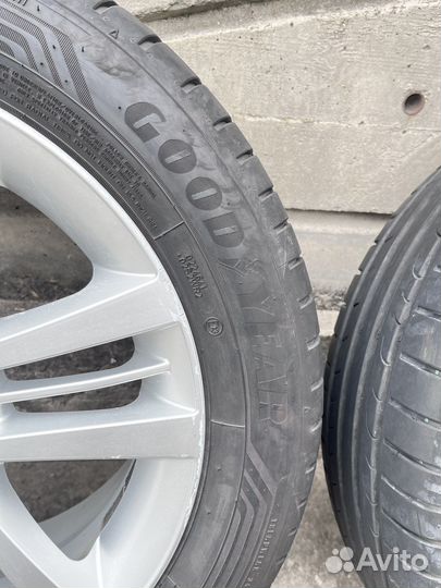 Goodyear EfficientGrip Performance 205/55 R16