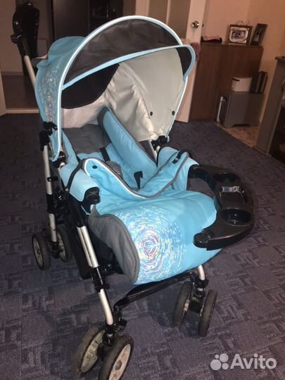 Коляска-трость