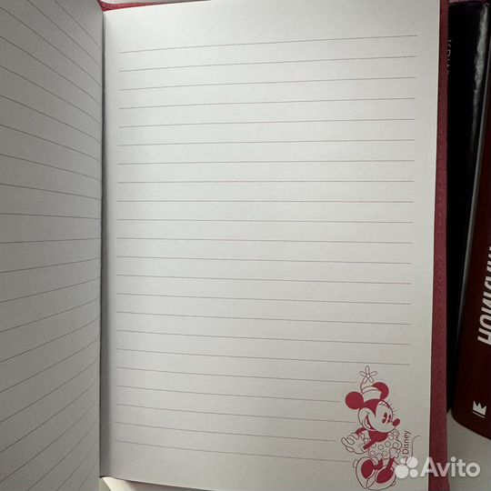 Блокнот ежедневник из диснейленда с мини маус