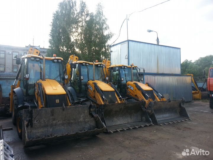 Машинист экскаватора-погрузчика