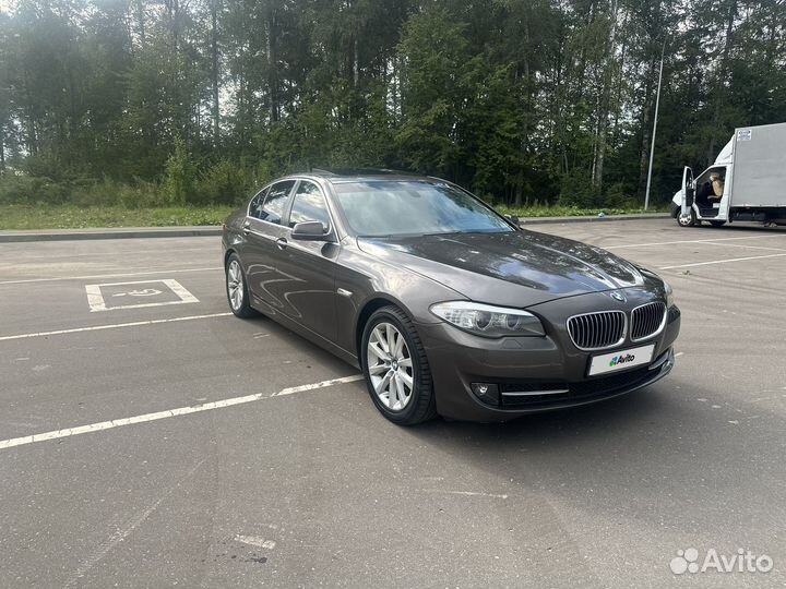 BMW 5 серия, 2010