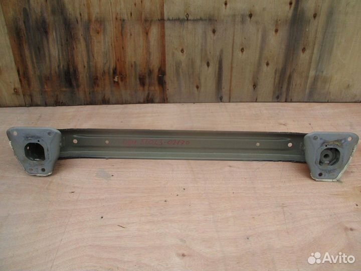 Усилитель заднего бампера Toyota Corolla (E210)