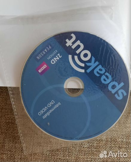 Speakout Intermediate: Student's Book+Workbook+DVD