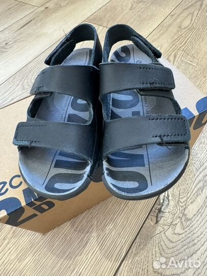 Сандалии Ecco Cozmo 27