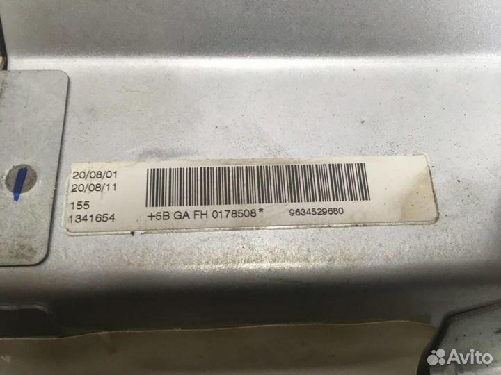 Подушка безопасности пассажирская (в торпедо) 307