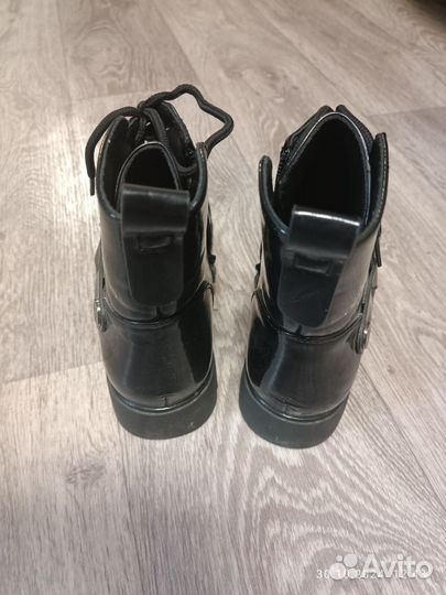 Ботинки демисезонные