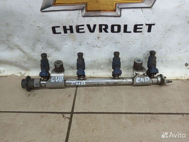 Топливная рампа Киа Сид ед