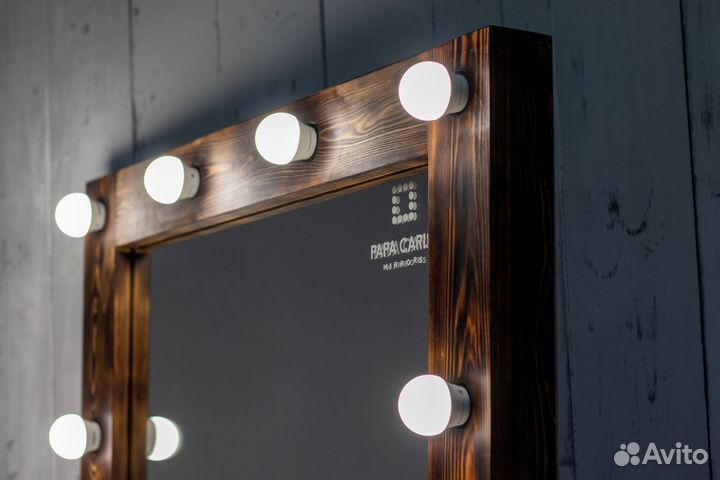 Зеркало в раме