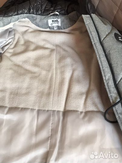 Демисезонное пальто для девочки