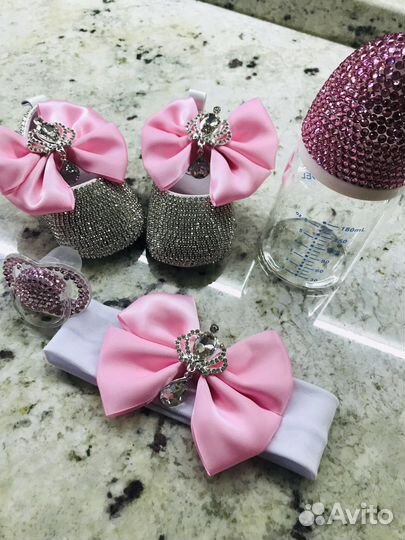 Набор подарочный для новорожденной соска в стразах