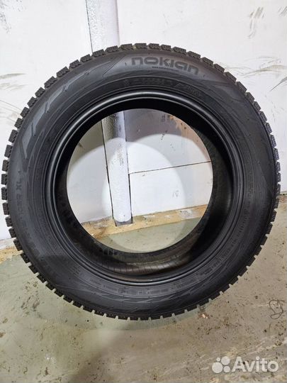 Nokian Tyres Hakkapeliitta R2 SUV 225/55 R18 102R