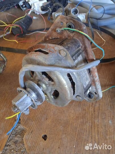 Двигататель стиральной машины