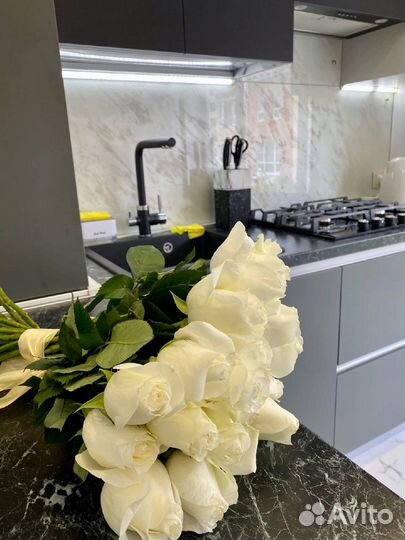 Кухня под потолок из мдф на заказ в Челябинске