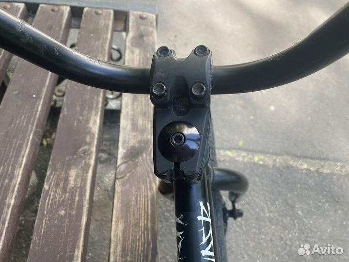 Велосипед BMX code bikes 2017