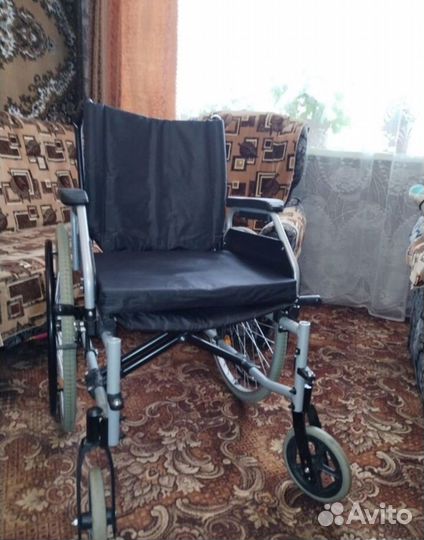 Инвалидная коляска складная бу