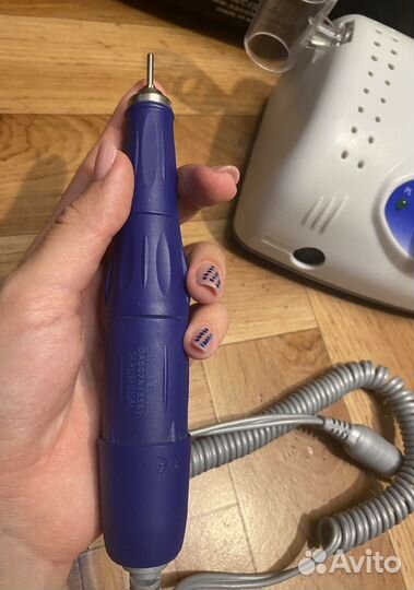 Аппарат для маникюра Strong 210