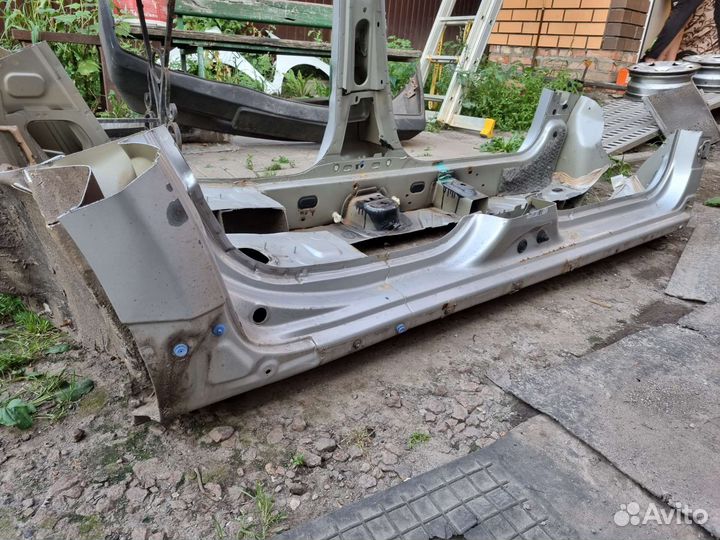 Пороги Кузов Рено Дастер 1