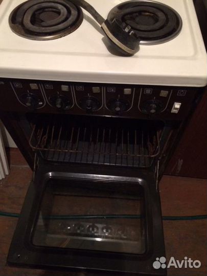 Плита электрическая в отличном состоянии. Доставка