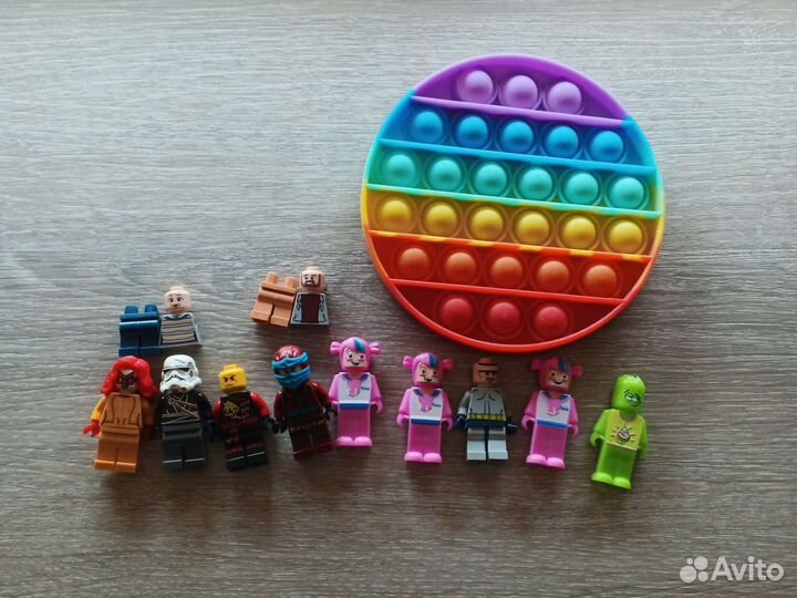 Мини фигурки lego