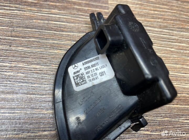 Подсветка зеркала левого Mercedes W223 S-Klasse