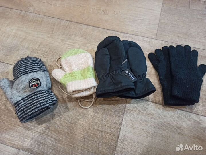 Наборы варежек по 50р