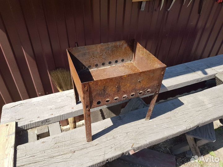 Решетка гриль нерж. 100р,мангал 100р,Уголь дре