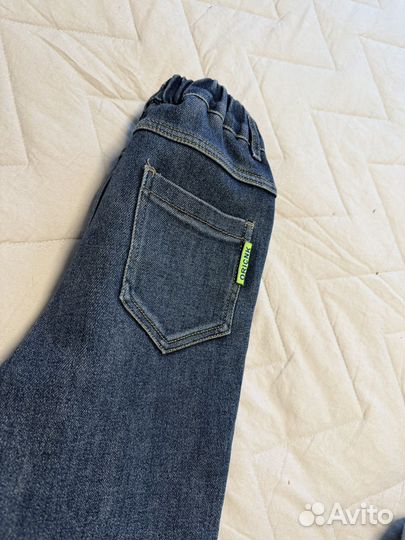 Джинсы на мальчика 128