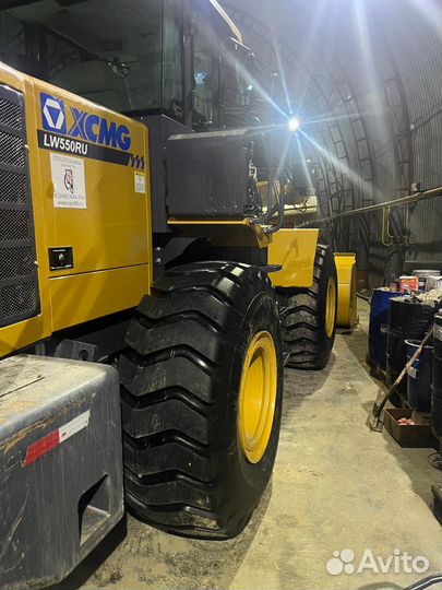 Фронтальный погрузчик XCMG LW550RU, 2020