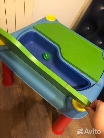 Детский стол