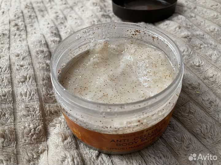 Антицеллюлитный скраб для тела zeitun